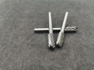 Buen precio Tipo rotatorio forma de los pedazos de las rebabas de la herramienta del carburo de tungsteno del cilindro del SC con el extremo del radio en línea