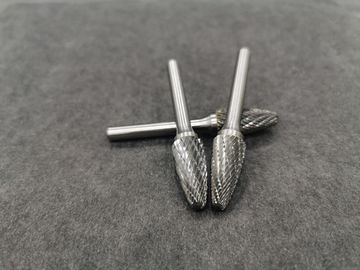 Buen precio Pedazos rotatorios de las rebabas del carburo de tungsteno del cortador/rebabas rotatorias del tungsteno fijadas en línea